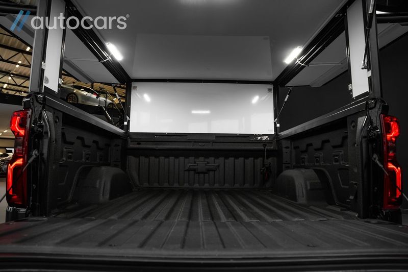 Chevrolet Silverado bild 16