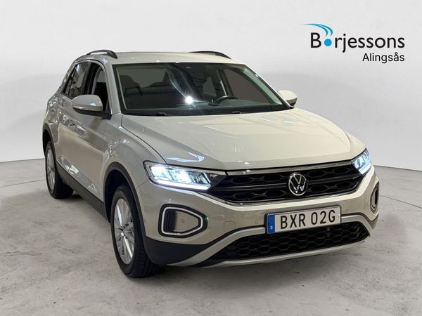 Volkswagen T-Roc TSI 150hk Dragkrok/Backkamera/Rattvärme - 2024