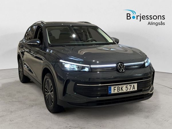 Volkswagen Tiguan Life e-Hybrid 204hk Värmare/Drag/Backka... - 2024
