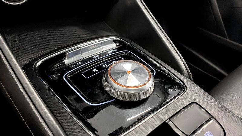 MG ZS EV bild 14