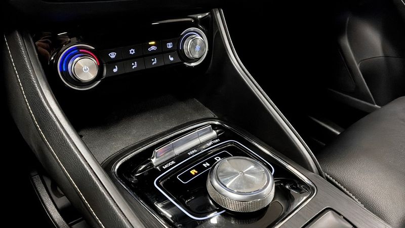 MG ZS EV bild 15