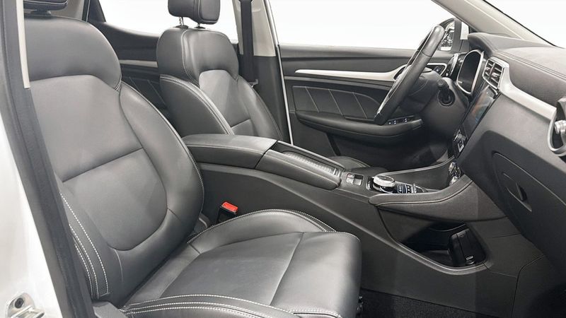 MG ZS EV bild 16
