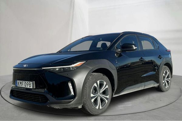 Toyota bZ4X 204hk) - 2023