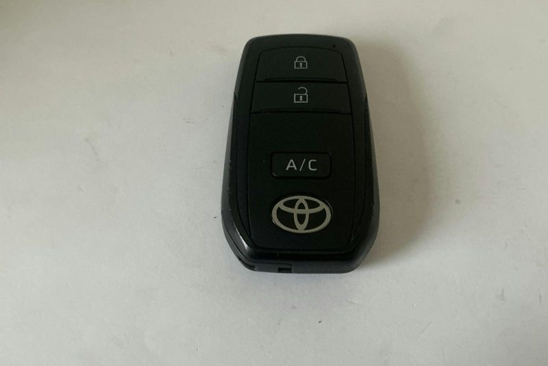 Toyota bZ4X bild 16