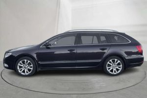 Skoda Superb bild 2