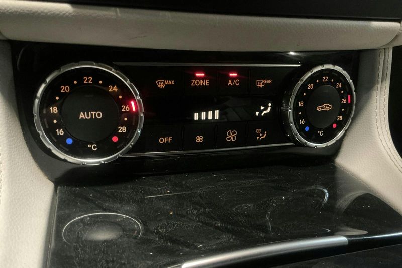 Mercedes CLS350 bild 14