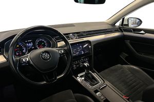 Volkswagen Passat bild 10