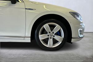 Volkswagen Passat bild 9