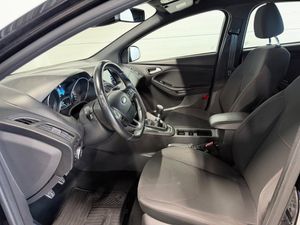 Ford Focus bild 10