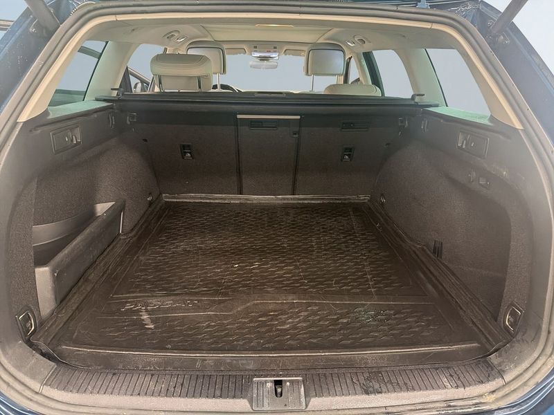 Volkswagen Passat bild 12