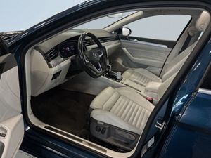 Volkswagen Passat bild 7