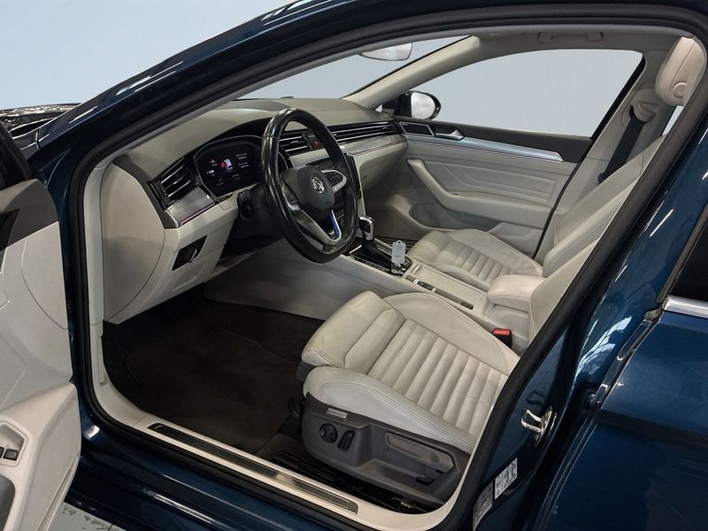 Volkswagen Passat bild 7