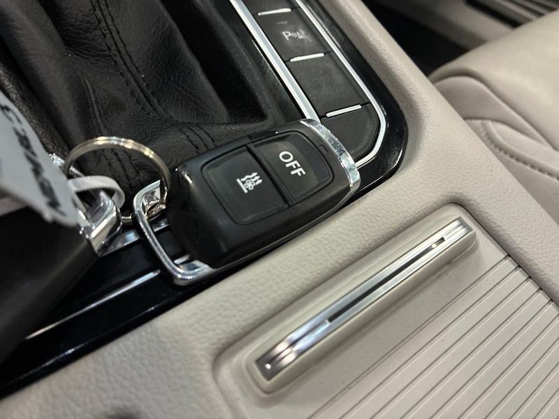 Volkswagen Passat bild 24