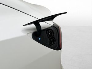 Tesla Model 3 bild 11