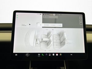 Tesla Model 3 bild 24