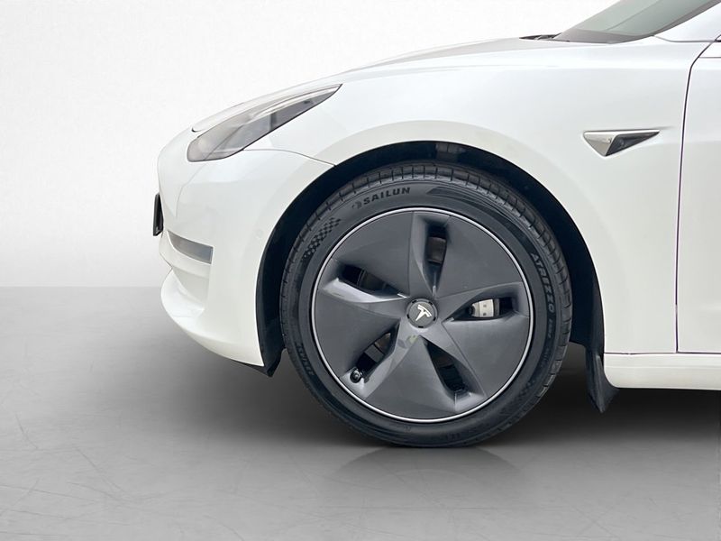 Tesla Model 3 bild 27