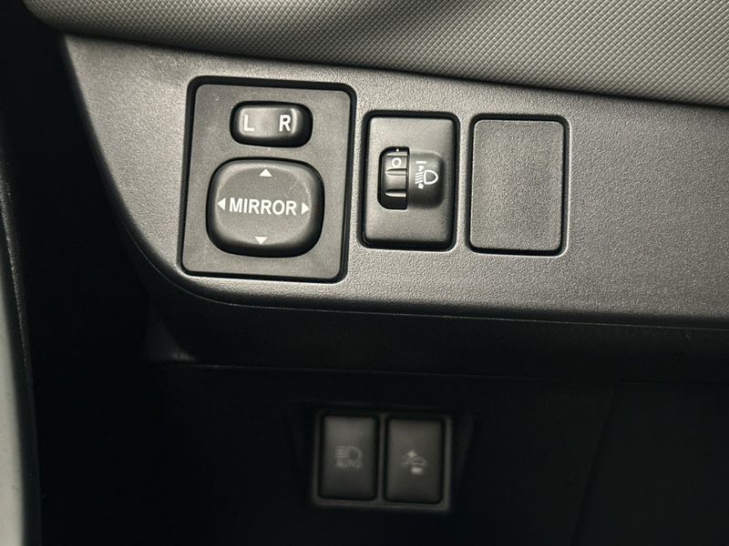 Toyota Yaris bild 25