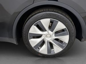 Tesla Model Y bild 29