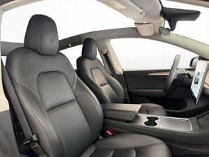 Tesla Model Y bild 13