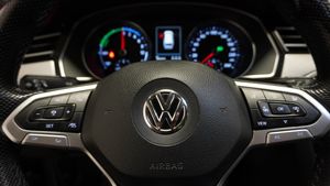 Volkswagen Passat bild 12