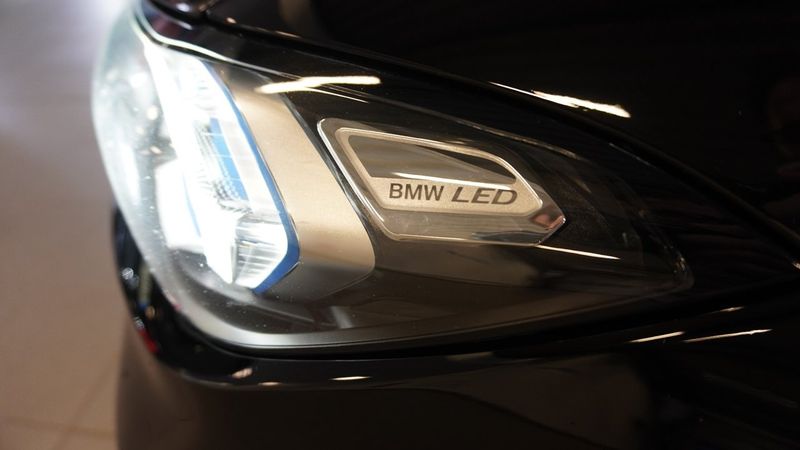BMW 330 bild 27