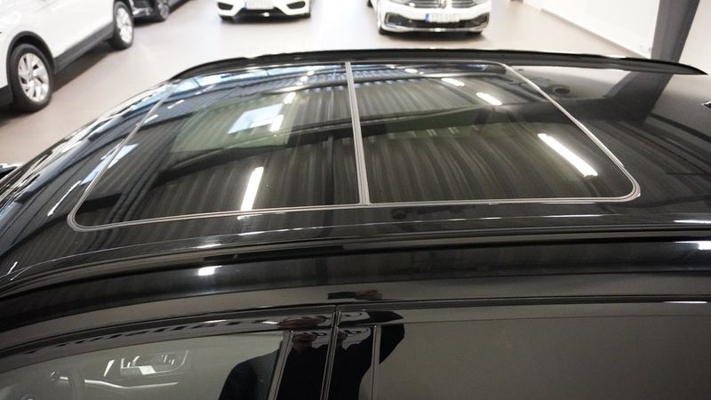 BMW 330 bild 9