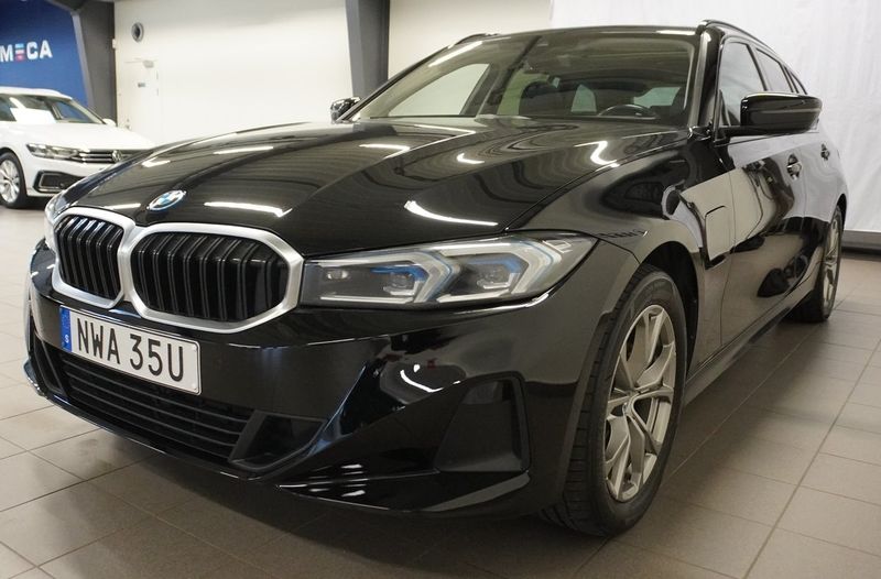 BMW 330 bild 8