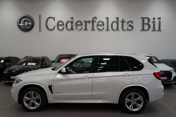 BMW X5 xDrive 40d 313Hk Innovation M-sport Pano H&K HuD - 2015