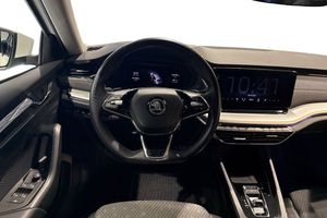 Skoda Octavia bild 8