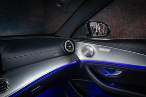 Mercedes E220 bild 17