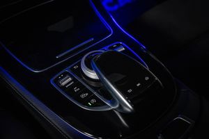 Mercedes E220 bild 24