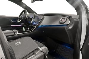 Mercedes EQE350 SUV bild 11
