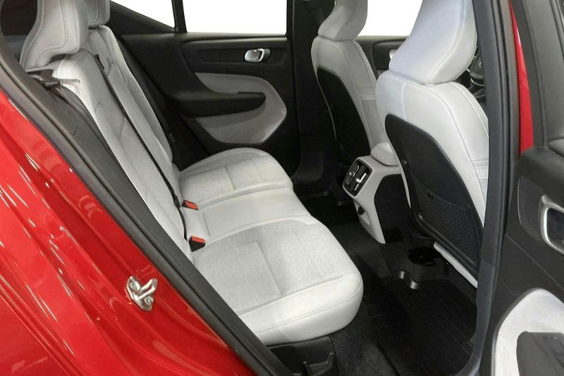 Volvo XC40 bild 8