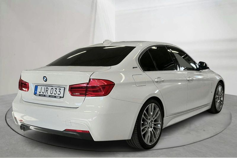 BMW 330 bild 3