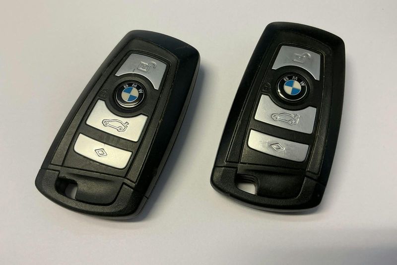 BMW 330 bild 17