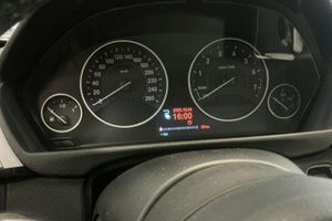 BMW 330 bild 12