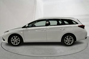 Toyota Auris bild 2