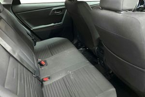 Toyota Auris bild 8