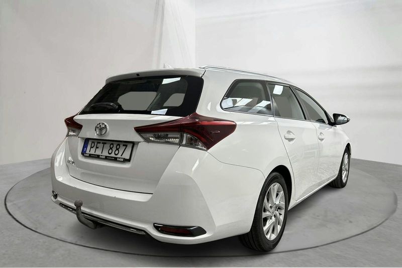 Toyota Auris bild 3