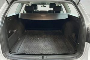 Volkswagen Passat bild 9