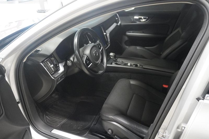 Volvo V60 bild 2