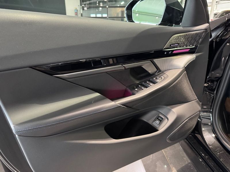 BMW 520 bild 9
