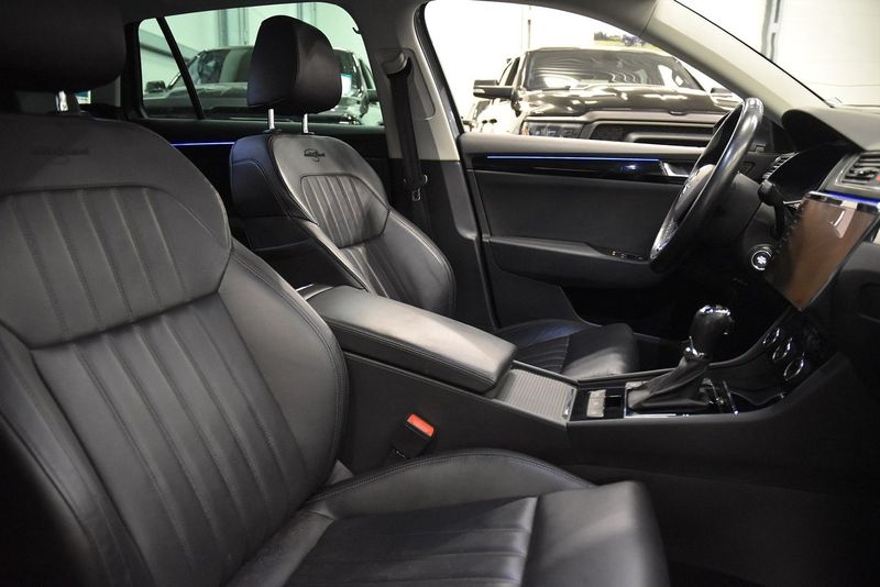 Skoda Superb bild 13