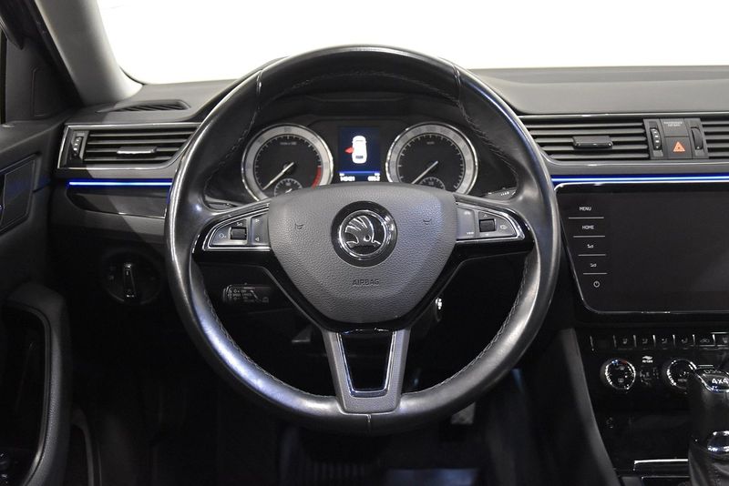 Skoda Superb bild 2