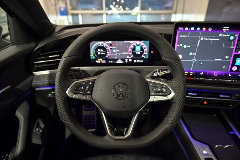 Volkswagen Passat bild 13