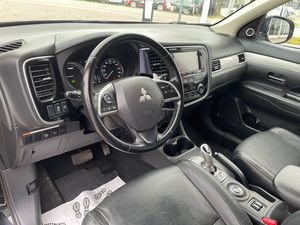 Mitsubishi Outlander bild 13
