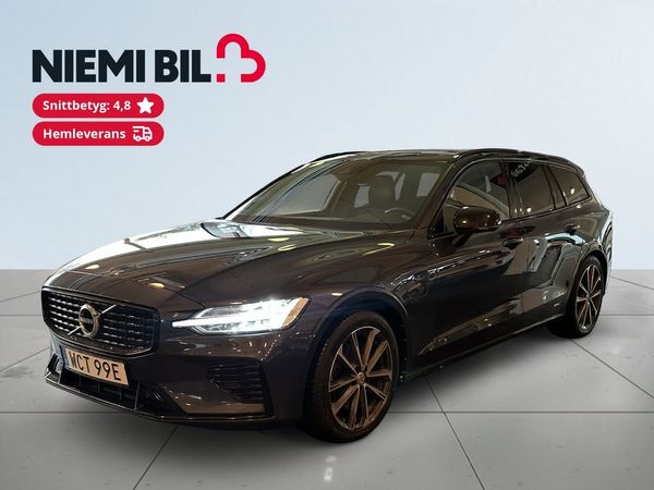 Volvo V60 Recharge T6 AWD R-Design MOMS/Drag/Skinn/Navi/SoV/Pvärm - 2022