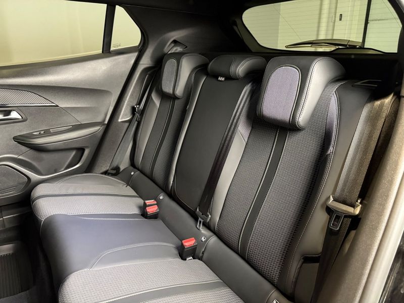 Peugeot e-2008 bild 8