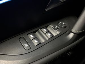 Peugeot e-2008 bild 17
