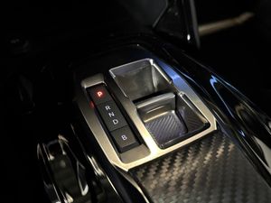 Peugeot e-2008 bild 18